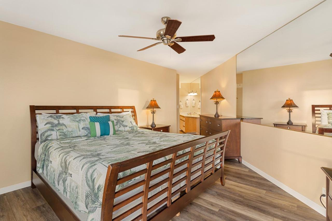 Kauhale Makai 535 - 2 Bedroom, Renovated 5th Floor Oceanfront Condo, Pool Kihei Buitenkant foto